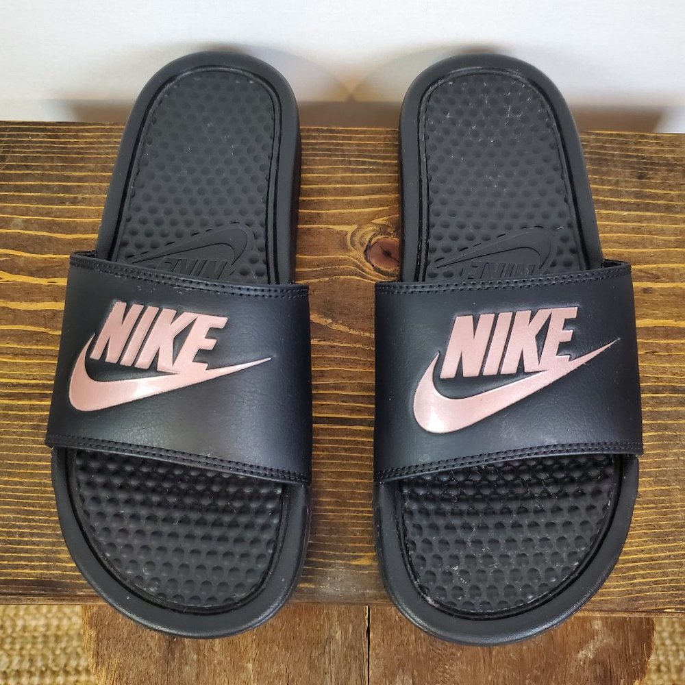 Nike Benassi JDI Women's Slide Sandal Lightweight